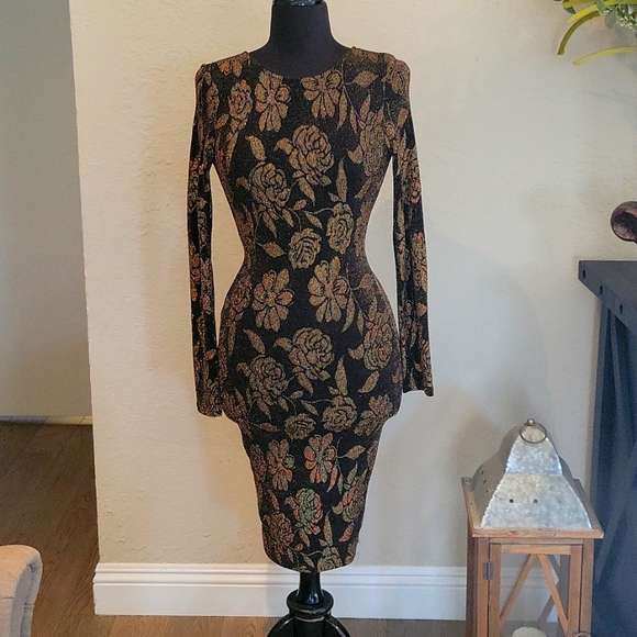 Windsor Dresses & Skirts - Midi long sleeve dress